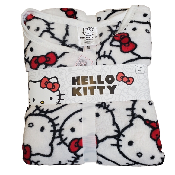 Hello Kitty Pajamas Set Soft Plush Fleece Long Sleeve Top and Pants S, M, L, XL - Picture 7 of 7